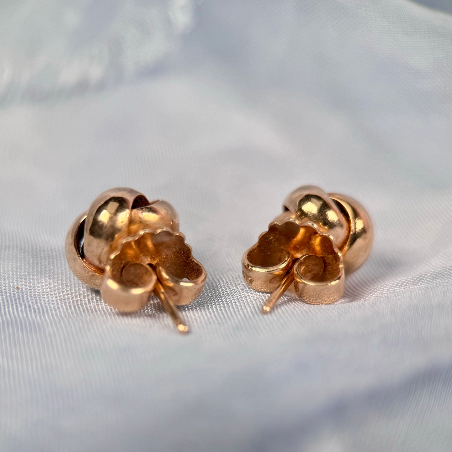 10 Carat Gold Knot Earrings