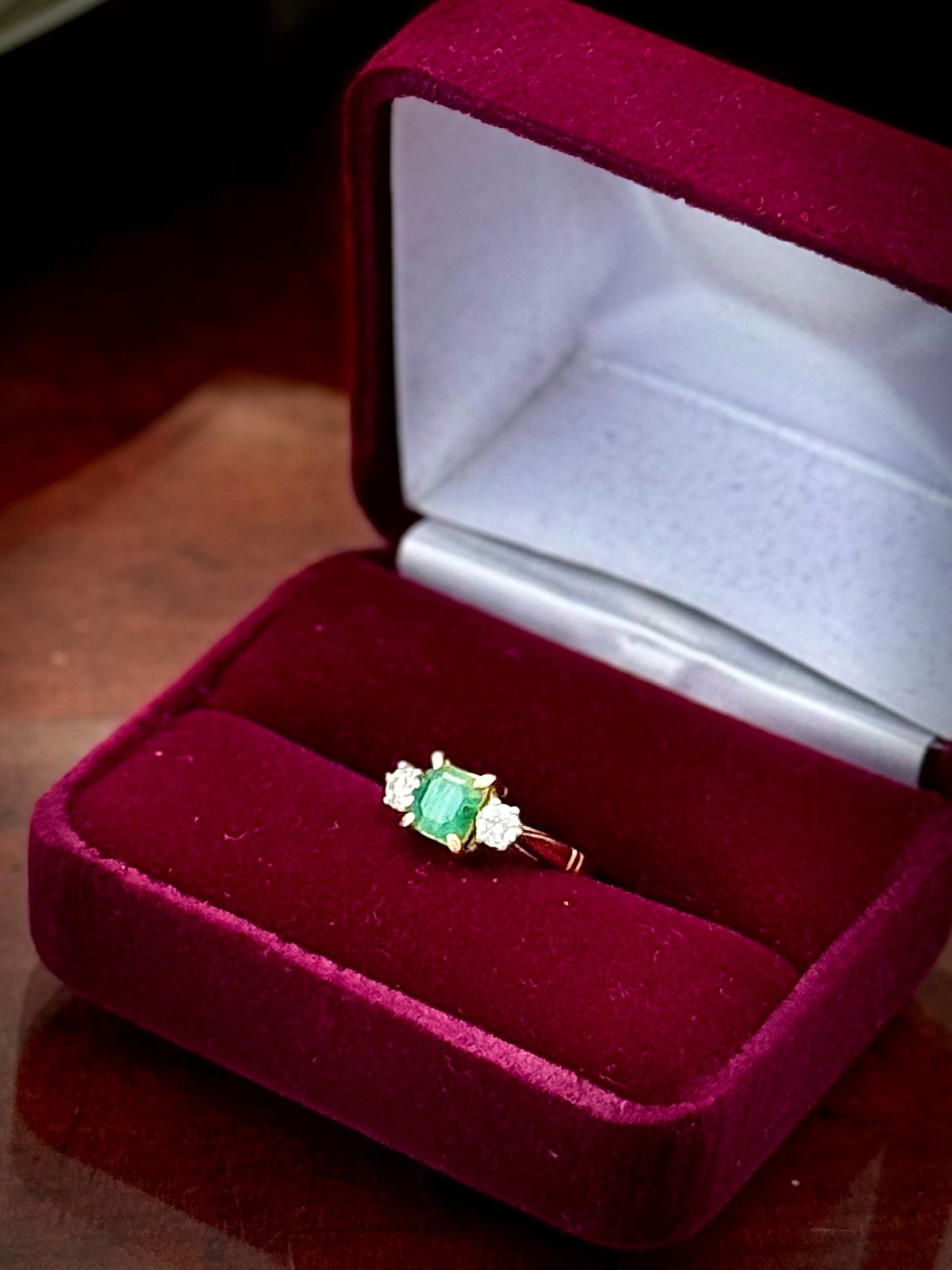 18ct Gold Emerald & Diamond Trilogy Ring