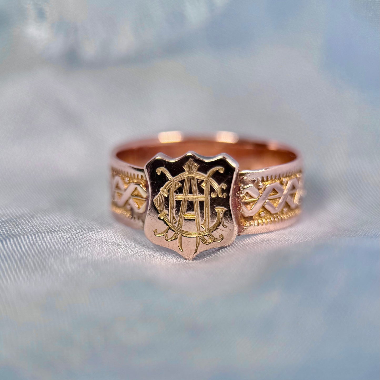 9ct Rose Gold Antique Shield Signet Ring