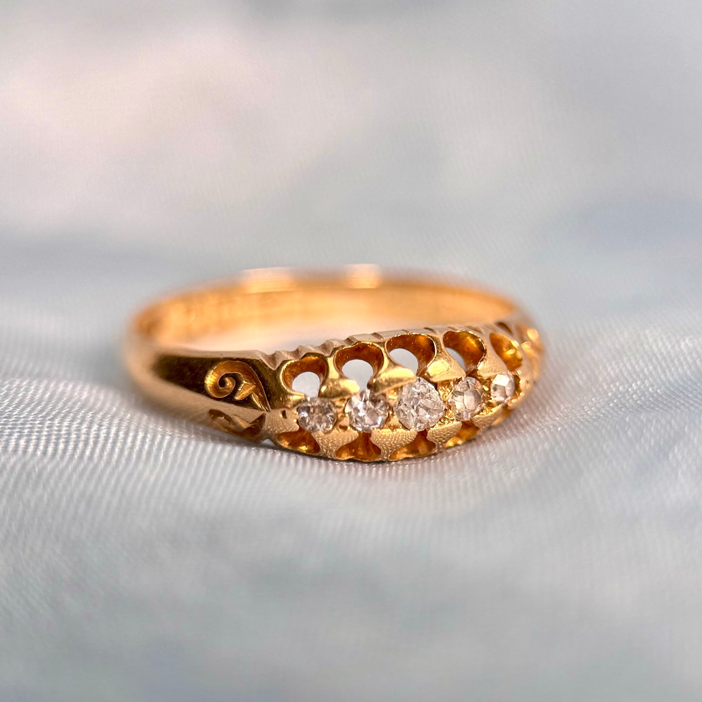 18 Carat Gold Antique Diamond Ring