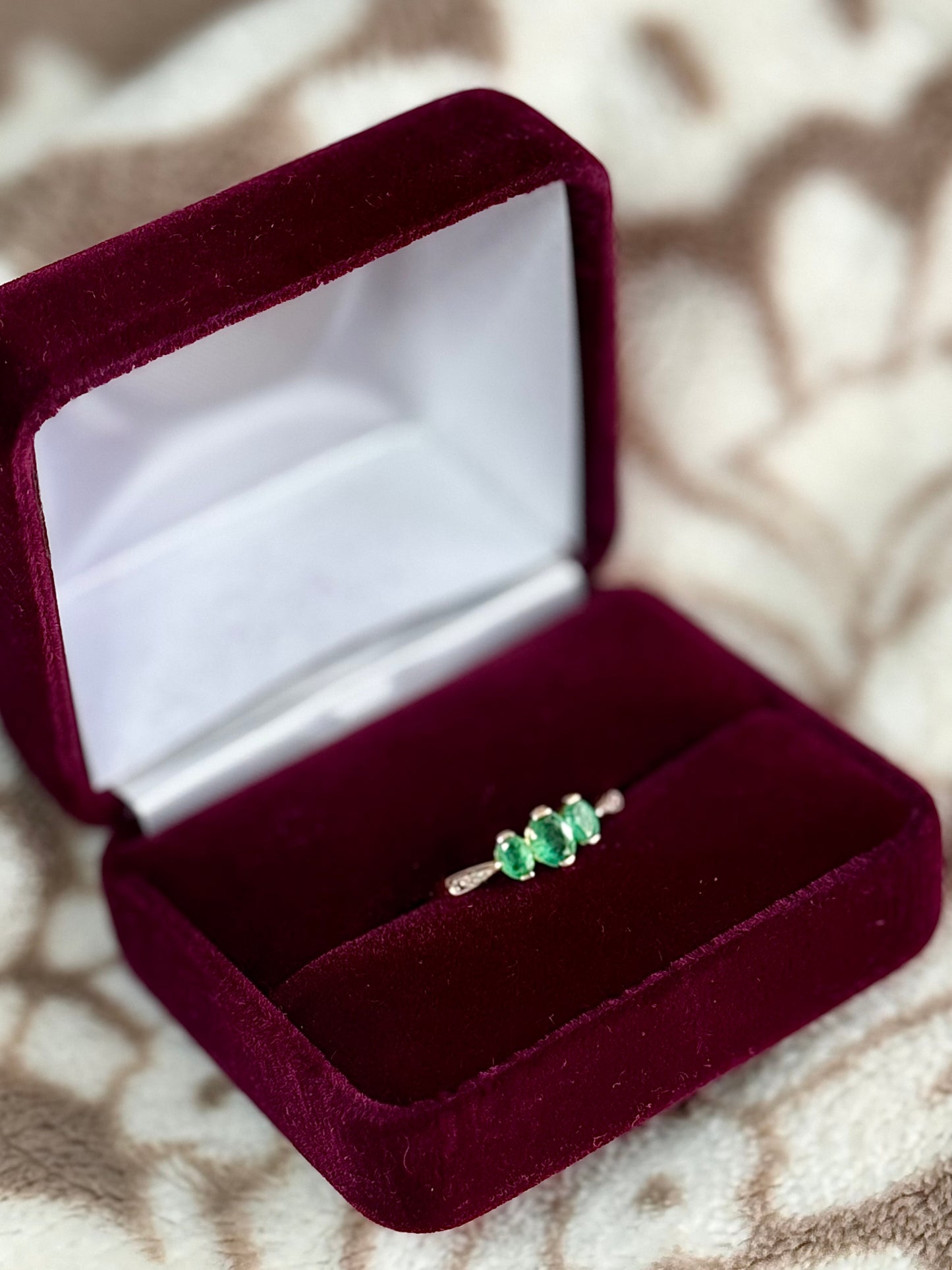 9 Carat Gold 3 Stone Emerald Ring