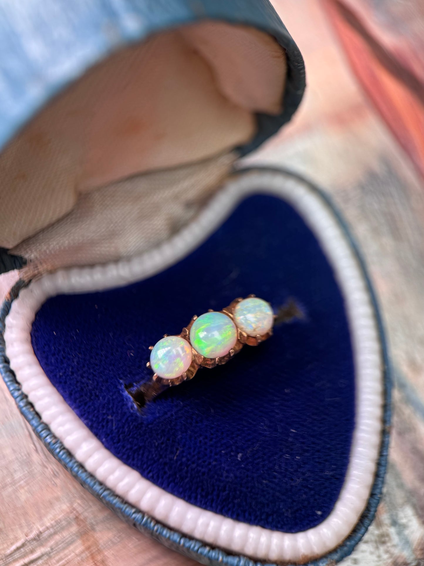 Stunning Opal 3 Stone Ring