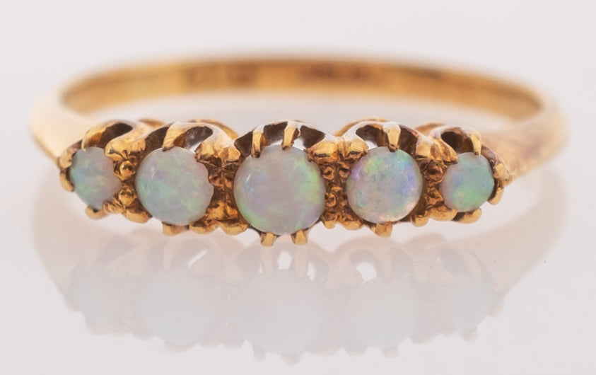 18 carat Opal 5 Stone Ring