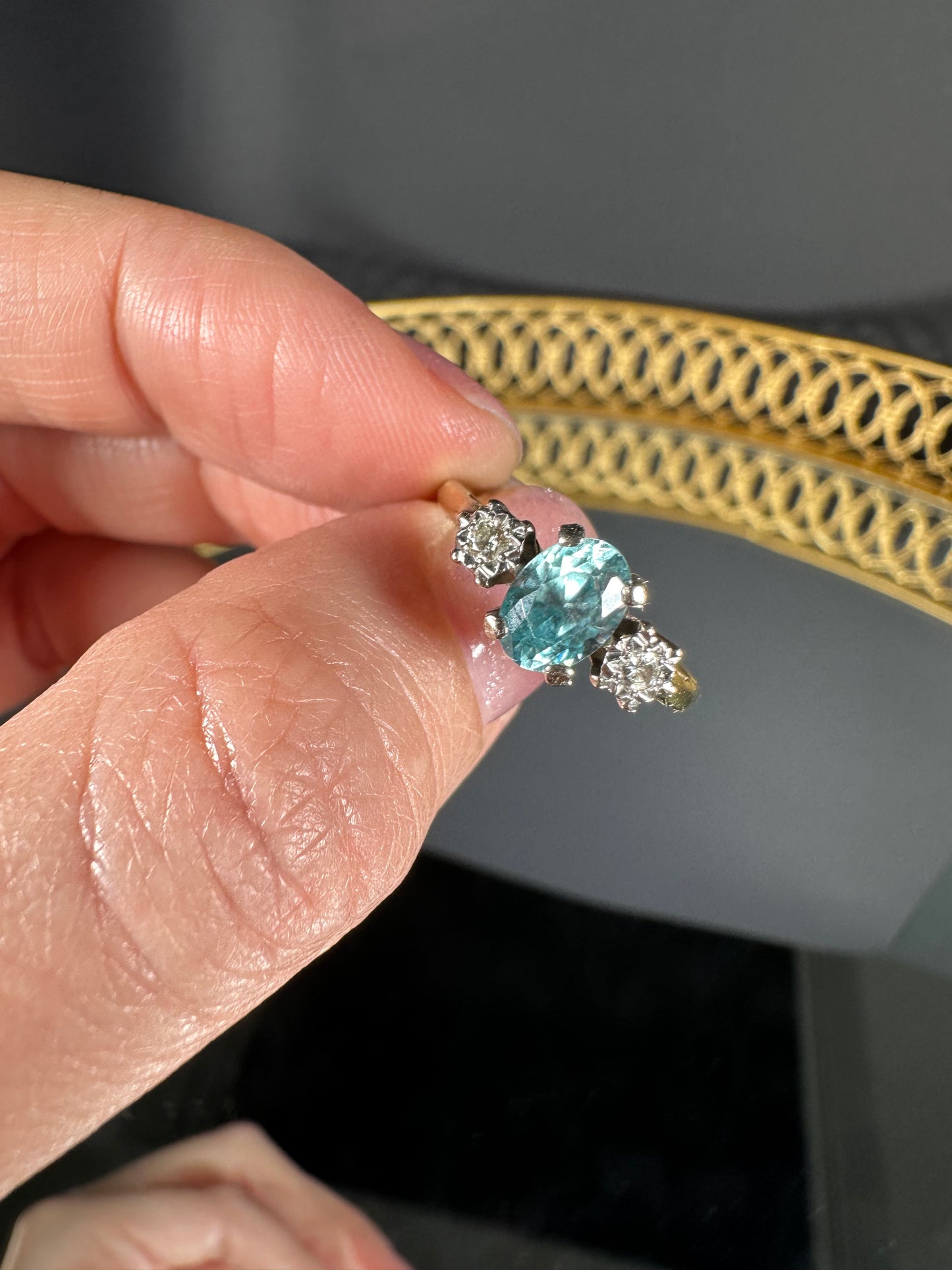 18 Carat Vintage Aprey & Co Aquamarine & Diamond Ring