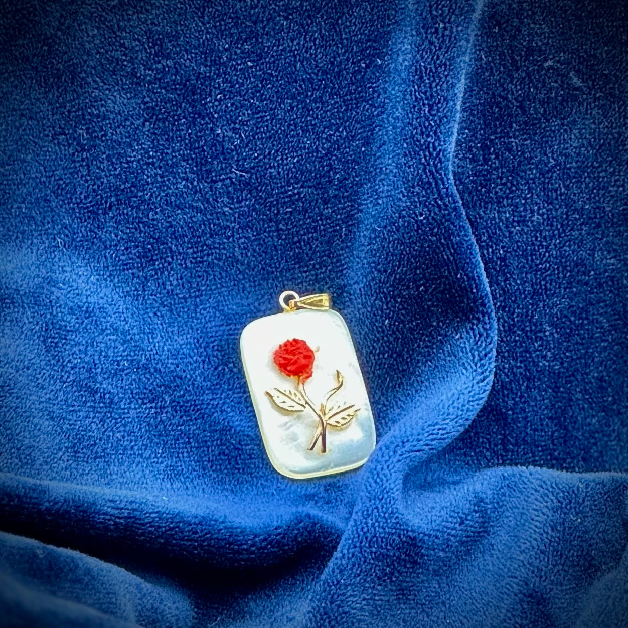 Mother of Pearl Pendant with 18K Gold Rose Flower (Pendant only)