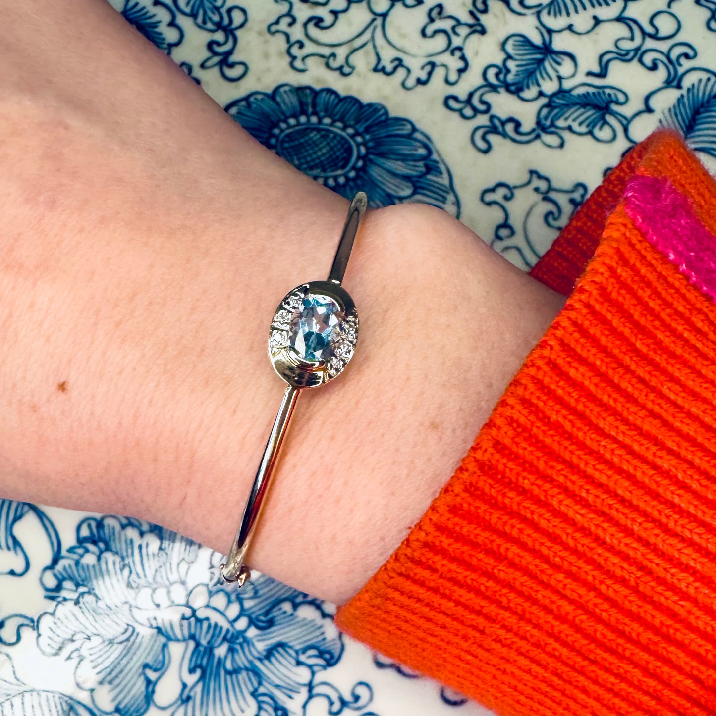 9 Carat Gold Blue Topaz & Diamond Bangle