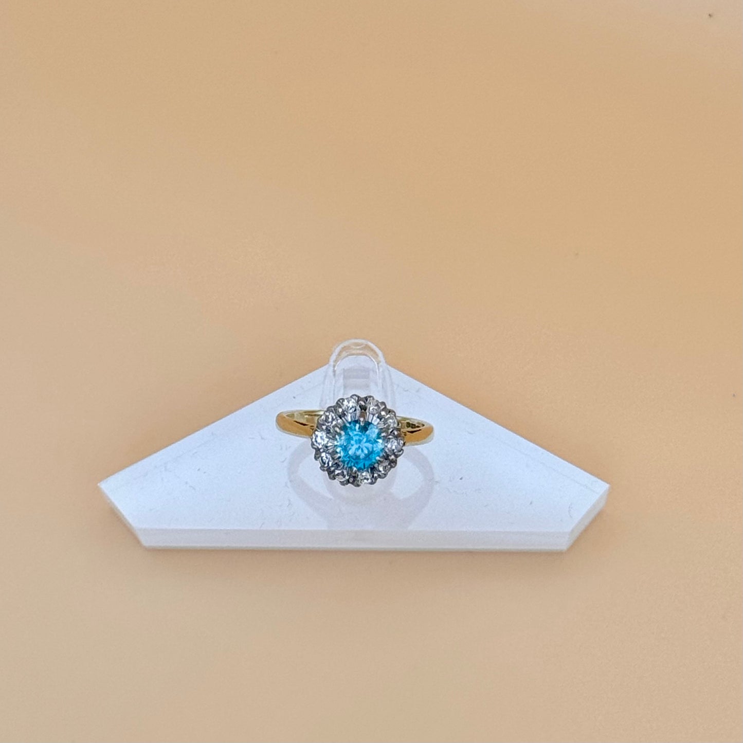 18 Carat Gold Zircon Diamond Cluster Ring