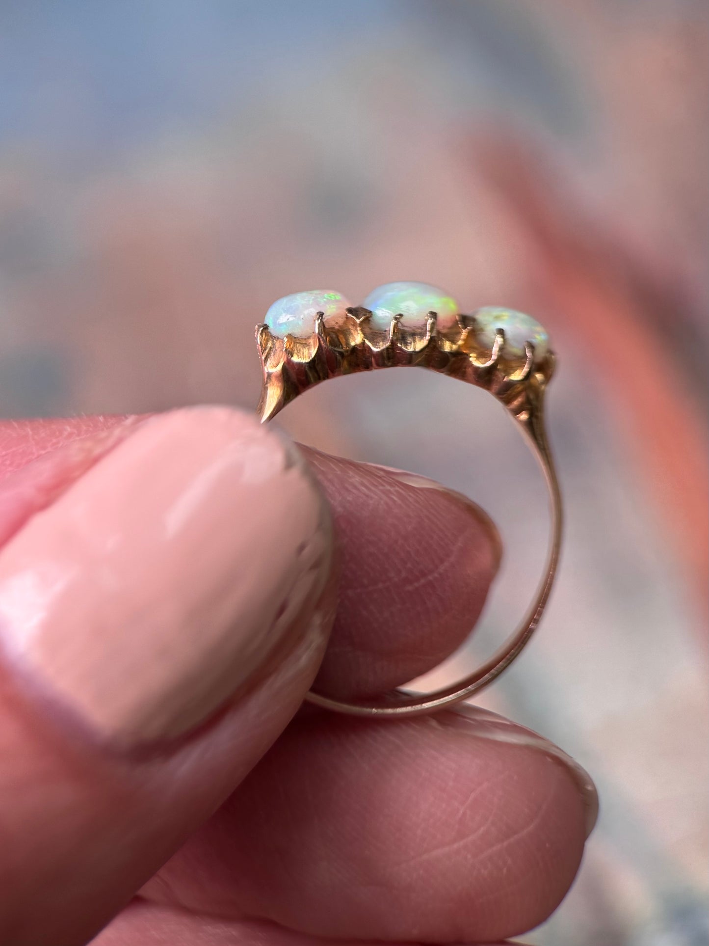Stunning Opal 3 Stone Ring