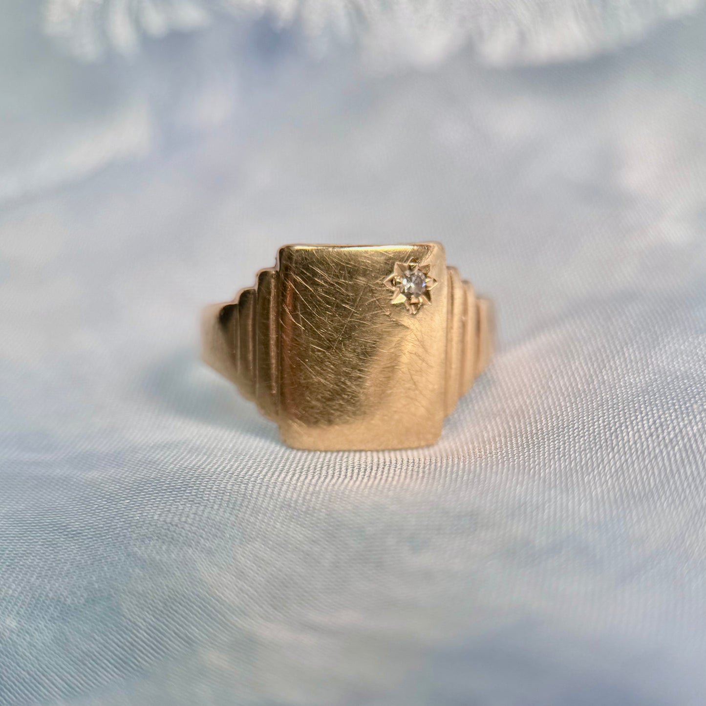 9ct Gold Vintage Art Deco Signet Ring