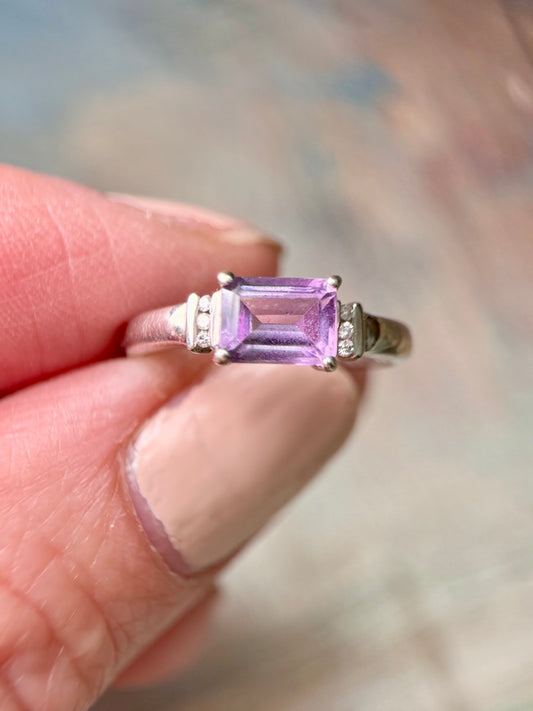 9ct Gold Amethyst & Diamond Ring