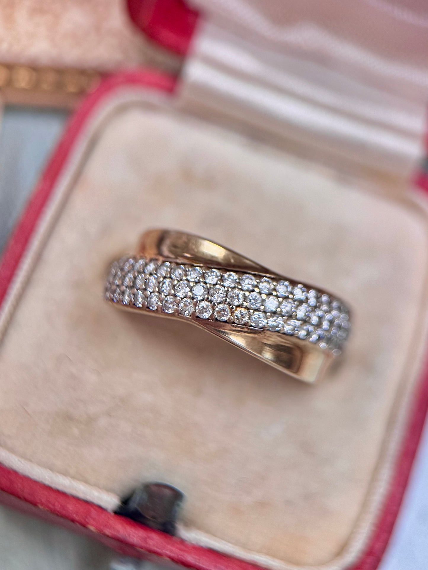 9ct Gold Stylish Diamond Band Ring
