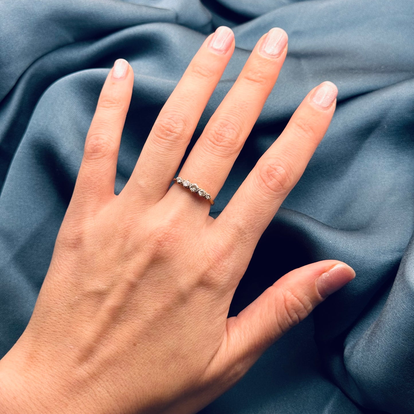 18 Carat Gold & Platinum Old Cut Diamond 5 Stone Ring