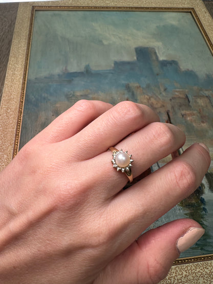 9ct Gold Pearl & Diamond Ring