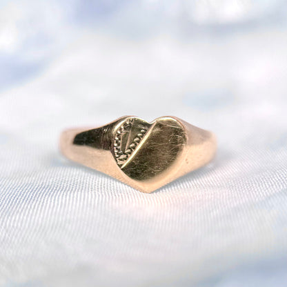 9 Carat Gold Heart-shaped Signet Ring