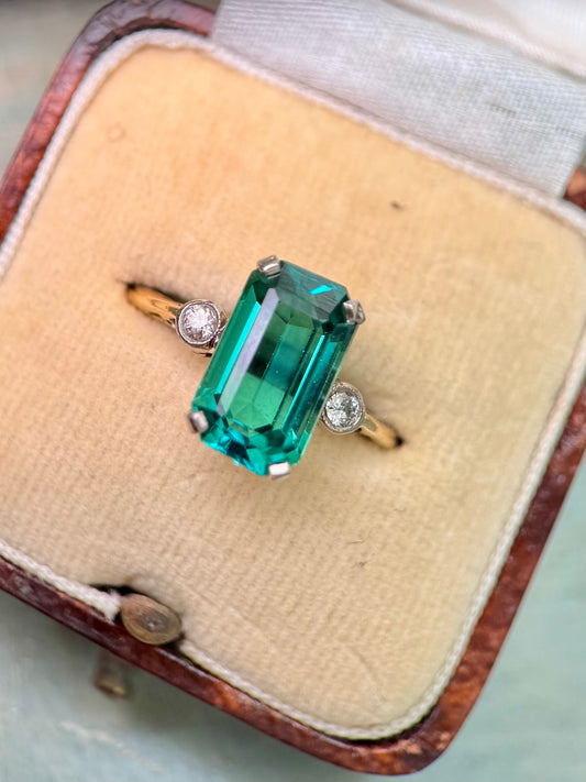 18ct Gold Indicolite Tourmaline & Diamond Ring