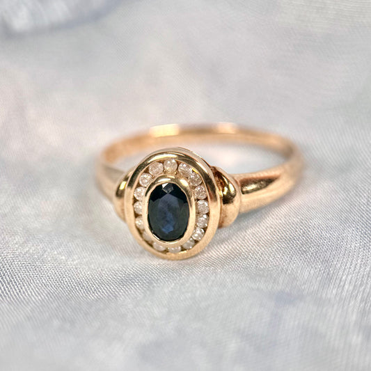 9 Carat Gold Vintage Sapphire & Diamond Ring