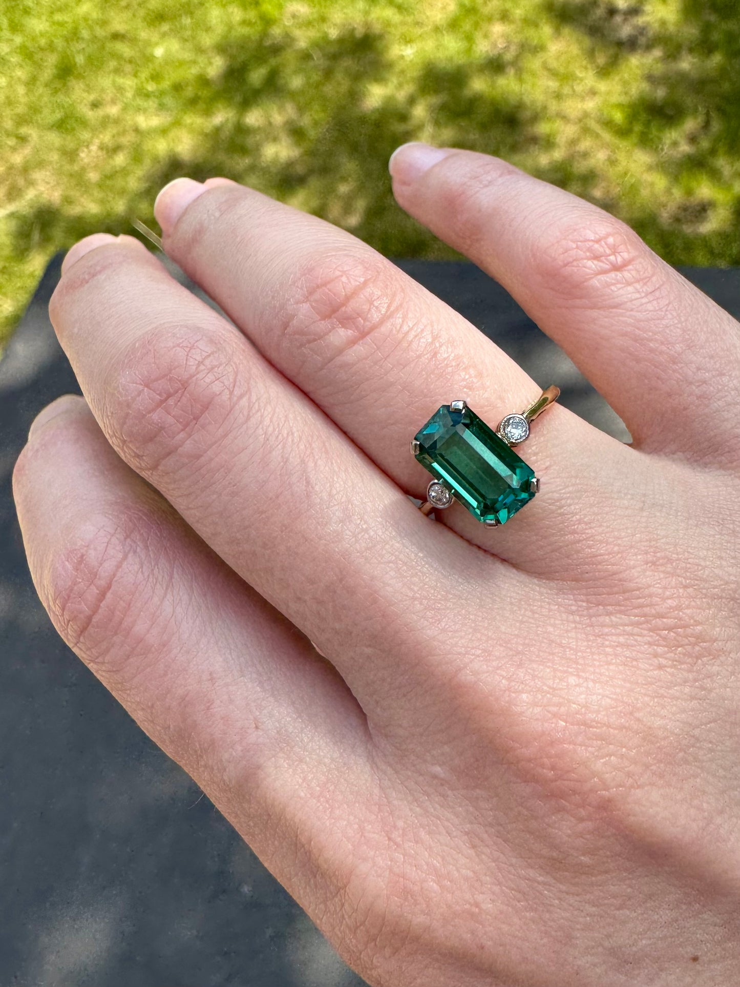 18ct Gold Indicolite Tourmaline & Diamond Ring