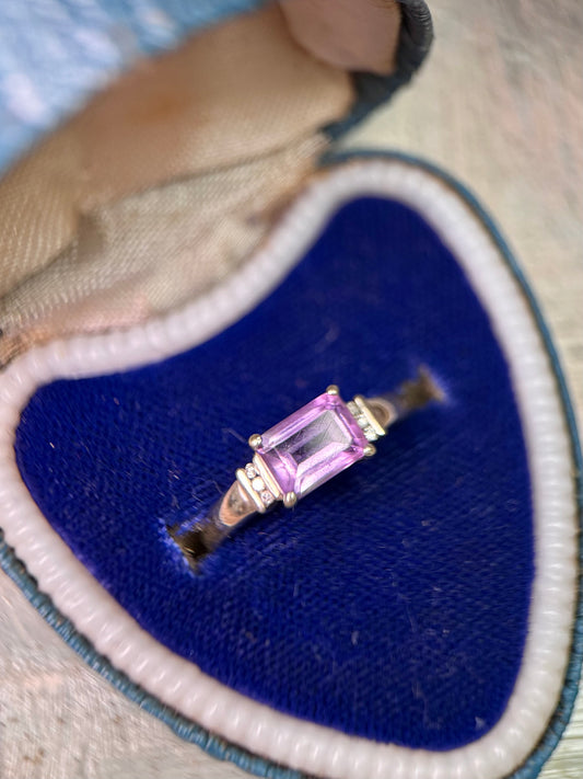 9ct Gold Amethyst & Diamond Ring