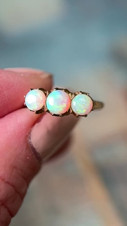 Stunning Opal 3 Stone Ring