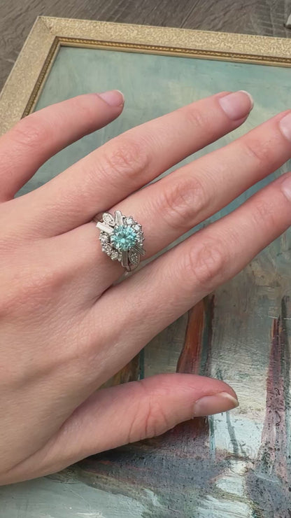 18ct Gold Zircon & Diamond Ring