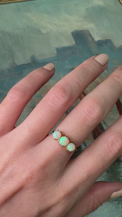 Stunning Opal 3 Stone Ring