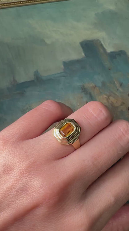 9ct Gold Rectangular Citrine Ring
